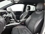Mercedes-Benz GLA 180 AMG Line Premium | Night Pakket | Ledkoplampen | Parkeerpakket met achteruitrijcamera | Sfeerverlichting. Inclusief 24 maanden Mercedes-Benz Certified garantie voor Europa.