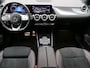 Mercedes-Benz GLA 180 AMG Line Premium | Night Pakket | Ledkoplampen | Parkeerpakket met achteruitrijcamera | Sfeerverlichting. Inclusief 24 maanden Mercedes-Benz Certified garantie voor Europa.