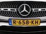 Mercedes-Benz GLA 180 AMG Line Premium | Night Pakket | Ledkoplampen | Parkeerpakket met achteruitrijcamera | Sfeerverlichting. Inclusief 24 maanden Mercedes-Benz Certified garantie voor Europa.