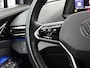 Volkswagen ID.5 Pro 77 kWh | 204 PK | SoH ... | Stoel en Stuurverwarming | Verwarmbare Voorruit | Parkeersensoren |