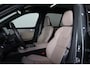 Volvo XC90 T8 Recharge AWD Ultra Dark Exec. Ed. - Luchtvering - Panorama/schuifdak - IntelliSafe Assist & Surround - 360º Camera - Bowers & Wilkins audio - Adaptieve LED koplampen - Verwarmde voorstoelen, stuur & achterbank - Parkeersensoren voor & achter - Elektr. bedienb. voorstoelen met geheugen - Geventileerde voorstoelen - Head up display - Draadloze tel. lader - Extra getint glas - 22' LMV