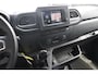 Renault Master T35 2.3 dCi 135 L2H2 Work Edition | Camera | Trekhaak | Imperiaal | Climate control | Bijrijdersbank | Laadruimte inrichting |