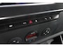 Renault Master T35 2.3 dCi 135 L2H2 Work Edition | Camera | Trekhaak | Imperiaal | Climate control | Bijrijdersbank | Laadruimte inrichting |