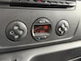 Renault Master T35 2.3 dCi 135 L2H2 Work Edition | Camera | Trekhaak | Imperiaal | Climate control | Bijrijdersbank | Laadruimte inrichting |
