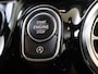 Mercedes-Benz GLA 200 Business Solution AMG / Memory-Stoelen / Panaroma-dak / Achteruitrijcamera / Sfeerverlichting /