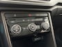 Volkswagen T-Roc 1.0 TSI Style Pano, Navi, Trekhaak, Rijklaar met beurt & garantie!