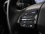Hyundai Kona Electric EV Premium 64 KWh | SOH 96.2% | Leder | Trekhaak | Head-up | Stoelventilatie | Stuur/stoel verwarming | Adaptive cruise | Camera | Park assist | Carplay | Dodehoek detectie | Krell sound |