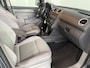 Volkswagen Caddy 1.6 Comf. 7 Persoons. Airco, Navigatie, LMV, dubbele schuifdeur