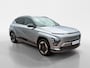 Hyundai Kona Electric Comfort Smart 65.4 kWh | Zeer nette auto | Trekhaak | Head up display | Stoel & stuur verwarming | Apple CarPlay & Android Auto | Fabrieksgarantie | NAP