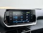 Peugeot e-2008 SUV Active 50 kWh 136pk | Accu 94% | 3-Fase | Navigatie via Apple Carplay en Android auto | Automatische airco | Cruise control |