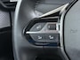 Peugeot e-2008 SUV Active 50 kWh 136pk | Accu 94% | 3-Fase | Navigatie via Apple Carplay en Android auto | Automatische airco | Cruise control |