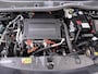 Peugeot e-2008 SUV Active 50 kWh 136pk | Accu 94% | 3-Fase | Navigatie via Apple Carplay en Android auto | Automatische airco | Cruise control |