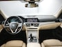 BMW 3-Serie Touring 330e Business Edition Plus | Leder | Achteruitrijcamera | Panoramadak | Stoelverwarming |