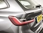 BMW 3-Serie Touring 330e Business Edition Plus | Leder | Achteruitrijcamera | Panoramadak | Stoelverwarming |