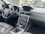 Volvo V70 2.0 D2 Classic Edition 1e eigenaar! Lederen bekleding, Cruise control, Climate control, Verwarmde stoelen voor, Verwarmde voorruit, Trekhaak, Dual-Xenon adaptief, Sensus Pro met Volvo on Call