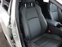 Toyota BZ4X Premium 71 kWh | Panoramadak | JBL | 360 Camera | Stoelventilatie | Stoel+stuurverwarming+achterbank | Elektrisch verstelbare stoel met geheugen | 22-07 NR -> BTW/MARGE ? NOG NIET INGEKOCHT