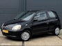 Toyota Yaris 1.3-16V VVT-i YORIN 3 deurs - AIRCO - EL. RAMEN - CPV - STUURBEKRACHTIGING - RADIO/CD - NAP - NL AUTO - APK TM 03-04-2027 -