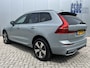 Volvo XC60 2.0 T6 350 pk Plug-in Hybrid AWD Plus Dark Panoramadak 360 Camera Full Led Harman Kardon Audio Stuurverwarming Bliss 19 Inch Elek Stoelen Vol Leder Stoelverwarming Navigatie Vapour Grey Plug-in hybride Long Range