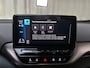 Volkswagen ID.4 Life 77 kWh SoH 93% Stoelverwarming Trekhaak Parkeersensoren DAB+