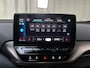 Volkswagen ID.4 Life 77 kWh SoH 93% Stoelverwarming Trekhaak Parkeersensoren DAB+