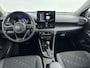 Toyota Yaris 1.5 Hybrid 115 Dynamic | Apple Carplay / Android Auto | Dodehoek detectie | Parkeersensoren voor/achter | Stoel-/stuurverwarming | Adaptive Cruise | Clima | Keyless | Camera | 16 inch
