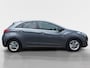 Hyundai i30 1.6 GDI Go! | 1e eigenaar | Volledig onderhouden! | Navigatie | Cruise Control | Achteruitrijcamera | Elektr. ramen | Climate Control | 12 maanden garantie!