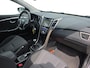 Hyundai i30 1.6 GDI Go! | 1e eigenaar | Volledig onderhouden! | Navigatie | Cruise Control | Achteruitrijcamera | Elektr. ramen | Climate Control | 12 maanden garantie!
