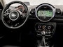 MINI Clubman 2.0 Cooper S Chilli 192Pk Automaat (PANORAMADAK, GROOT NAVI, MEMORY SEAT, LEDER, HARMAN/KARDON, CAMERA, STOELVERWARMING, LED KOPLAMPEN, NIEUWSTAAT)