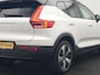 Volvo XC40 Recharge Ultimate 69 kWh 232pk Dealer O.H | Panodak | 360 Camera | Adaptive Cruise | Harman / Kardon | Alcantara Sportstoelen Memory & Verwarmd | BLIS | Keyless | Apple Carplay | Pilot Assist | Stuurverwarming | Google Assistant & Maps | Navigatie | DAB | 19"L.M |