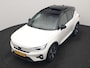 Volvo XC40 Recharge Ultimate 69 kWh 232pk Dealer O.H | Panodak | 360 Camera | Adaptive Cruise | Harman / Kardon | Alcantara Sportstoelen Memory & Verwarmd | BLIS | Keyless | Apple Carplay | Pilot Assist | Stuurverwarming | Google Assistant & Maps | Navigatie | DAB | 19"L.M |