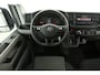 Volkswagen Crafter 2.0 TDI L3H3 | Automaat | Airco | Camera | 3 Zits | Cruise | Carplay | Trekhaak | Parkeersens.