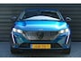 Peugeot e-308 EV 156PK 54KWH ALLURE AUTOMAAT / CAMERA / STOEL-STUURVERWARMING / KEYLESS / FULL-LED / 18"LMV / NAVI / CLIMA / PDC / BLUETOOTH / ADAPT. CRUISECONTROL / 1E EIGENAAR / SCHITTERENDE STAAT !!