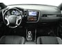 Mitsubishi Outlander 2.4 PHEV Instyle (PANORAMADAK, NAVIGATIE, STOEL-/STUURVERWARMING, 360 CAMERA, TREKHAAK, ADAPTIEVE CRUISE)