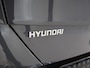 Hyundai Kona Electric Comfort 65.4 kWh | SOH 97% | Nieuw Model | Navigatie | Camera | Apple CarPlay/Android Auto | DAB | Adaptieve Cruise Control | LED | Sfeerverlichting | Vehicle to Load | Warmtepomp |