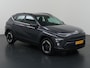 Hyundai Kona Electric Comfort 65.4 kWh | SOH 97% | Nieuw Model | Navigatie | Camera | Apple CarPlay/Android Auto | DAB | Adaptieve Cruise Control | LED | Sfeerverlichting | Vehicle to Load | Warmtepomp |