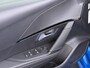 Peugeot e-208 GT Pack 50 kWh 136pk | Accu 91% | Navigatie | Panorama dak | Stoelverwarming | Alcantara bekleding | Cruise control adaptief | Camera achter | Apple Carplay en Android auto