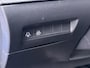 Peugeot e-208 GT Pack 50 kWh 136pk | Navigatie | Panorama dak | Stoelverwarming | Alcantara bekleding | Cruise control adaptief | Camera achter | Apple Carplay en Android auto