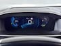 Peugeot e-208 GT Pack 50 kWh 136pk | Accu 91% | Navigatie | Panorama dak | Stoelverwarming | Alcantara bekleding | Cruise control adaptief | Camera achter | Apple Carplay en Android auto