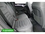 Volkswagen Touareg 3.0 TSi 4MOTION R-line 462 PK | Panoramadak | Luchtvering | Leer | Travel Assist | El.verstelbare stoel met geheugen, Wegklapbare trekhaak, Stoel- stuurverwarming, Keyless, Sfeerverlichting