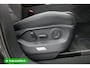 Volkswagen Touareg 3.0 TSi 4MOTION R-line 462 PK | Panoramadak | Luchtvering | Leer | Travel Assist | El.verstelbare stoel met geheugen, Wegklapbare trekhaak, Stoel- stuurverwarming, Keyless, Sfeerverlichting