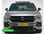 Volkswagen Touareg 3.0 TSi 4MOTION R-line 462 PK | Panoramadak | Luchtvering | Leer | Travel Assist | El.verstelbare stoel met geheugen, Wegklapbare trekhaak, Stoel- stuurverwarming, Keyless, Sfeerverlichting