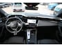 Peugeot e-308 GT | 360 Vision & Drive Assist Plus Pack | Adaptieve cruise control / snelheidsbegrenzer met Stop&Go-functie | Bekleding Alcantara/kunstleder