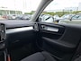 Volvo XC40 1.5 T5 Recharge Business Pro | NL-Auto | Automaat | Plug-In Hybride | Navigatie | 360 Graden Camera | Climate Control | Adaptieve Cruise Control | Stuurwiel en Stoel Verwarming | Elektrische Achterklep | Trekhaak Elektrisch Wegklapbaar | 1e Eigenaar |