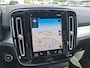 Volvo XC40 1.5 T5 Recharge Business Pro | NL-Auto | Automaat | Plug-In Hybride | Navigatie | 360 Graden Camera | Climate Control | Adaptieve Cruise Control | Stuurwiel en Stoel Verwarming | Elektrische Achterklep | Trekhaak Elektrisch Wegklapbaar | 1e Eigenaar |