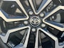 Toyota Yaris Cross 1.5 Hybrid 115 Dynamic / Dealer onderhouden / 10 jaar garantie mogelijk / Comfort Pack / Navigatie via abbo of Apple Carplay Android / Stuur-, stoel- en voorruitverwarming / Climate Control / 17" LM wielen /