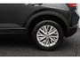Volkswagen T-Roc 1.5 TSI 2019 | Airco | Trekhaak | Navigatie | Stoelverwarming | DAB Radio | Apple/Android Carplay | Boekjes | Onderhoudshistorie | 2 Sleutels