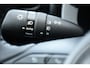Toyota Yaris 1.5 Hybrid 115 Dynamic Limited Automaat 116pk | Dodehoek detectie | Parkeersensoren vóór & achter | Voorstoelen verwarmd |