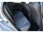Toyota Yaris 1.5 Hybrid 115 Dynamic Limited Automaat 116pk | Dodehoek detectie | Parkeersensoren vóór & achter | Voorstoelen verwarmd |