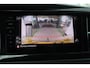 Volkswagen Transporter 2.0 TDI L2H1 28 Bulli 150PK / 110kW DSG, NL auto, 1e eigenaar dealeronderhouden en door ons geleverd, digital cockpit pro, adaptieve cruise control (ACC), achteruitrijcamera (Rear View), elektrisch verstel-, verwarm- en inklapbare buitenspiegels, verwarmbare voorstoelen, parkeersensoren voor en achter (PDC), lederen bekleding, multifunctioneel lederen stuurwiel, achterklep, zijschuifdeur rechts, LED verlichting etc.