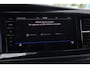 Volkswagen Transporter 2.0 TDI L2H1 28 Bulli 150PK / 110kW DSG, NL auto, 1e eigenaar dealeronderhouden en door ons geleverd, digital cockpit pro, adaptieve cruise control (ACC), achteruitrijcamera (Rear View), elektrisch verstel-, verwarm- en inklapbare buitenspiegels, verwarmbare voorstoelen, parkeersensoren voor en achter (PDC), lederen bekleding, multifunctioneel lederen stuurwiel, achterklep, zijschuifdeur rechts, LED verlichting etc.